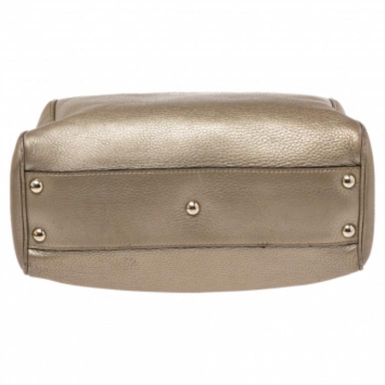 Gucci Metallic Gold Leather Bamboo Top Handle Shopper Tote In Fair Condition In Dubai, Al Qouz 2
