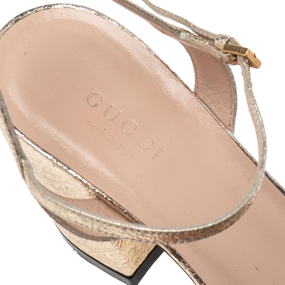 Gucci Metallic Gold Leather GG Ankle Strap Sandals Size 36.5 In Good Condition In Dubai, Al Qouz 2