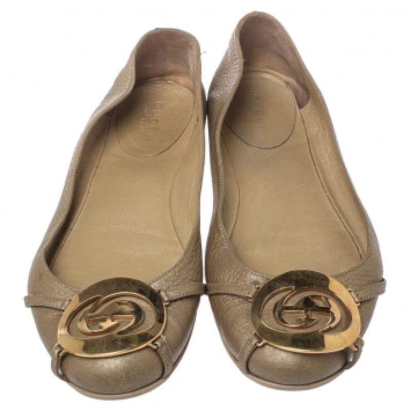 Gucci Metallic Gold Leather GG Buckle Ballet Flats Size 37.5 For Sale 1