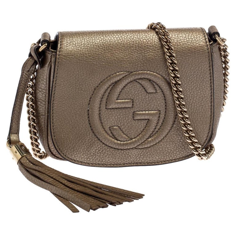 Gucci Metallic Gold Leather Soho Chain Crossbody Bag at 1stDibs
