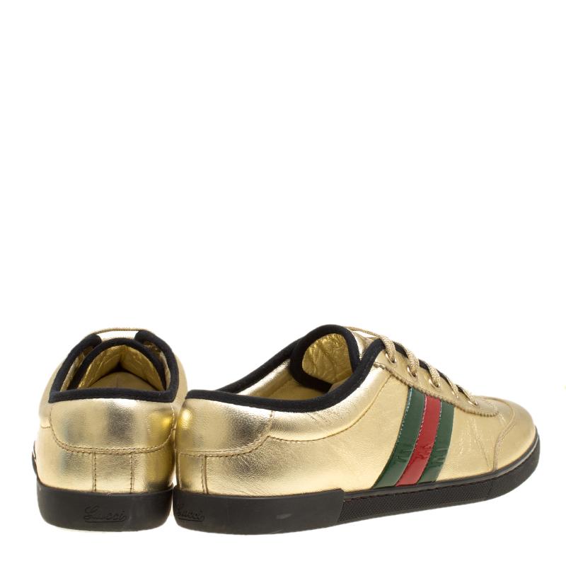 Gucci Metallic Gold Leather Web Detail Sneakers Size 38.5 In Good Condition In Dubai, Al Qouz 2
