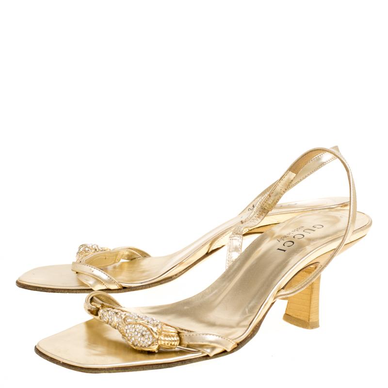 Gucci Metallic Gold Open Toe Slingback Sandals Size 36 In Good Condition In Dubai, Al Qouz 2