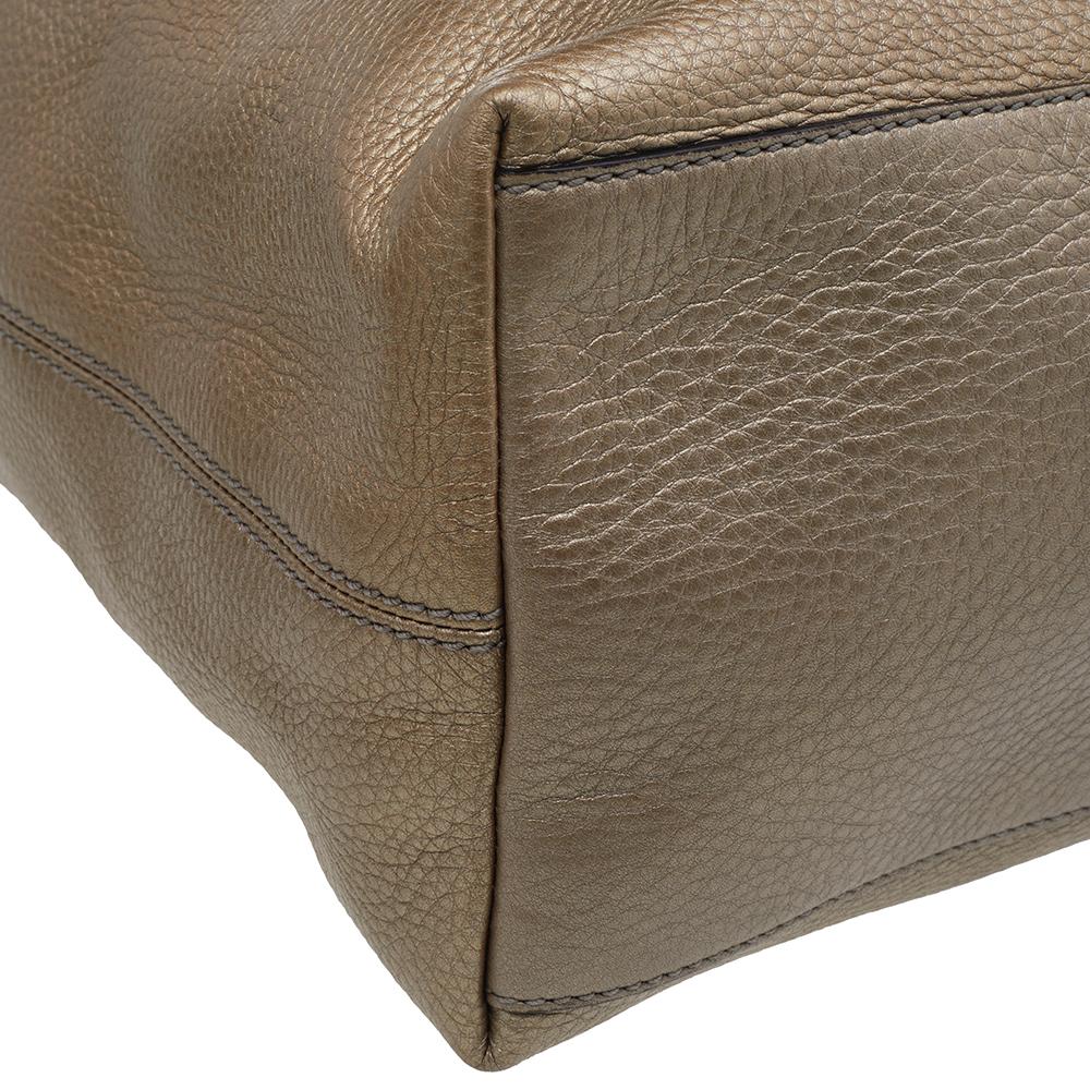 Gucci Metallic Gold Pebbled Leather Medium Soho Chain Tote 6
