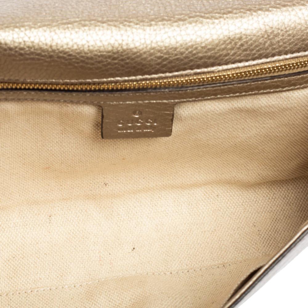 Gucci Metallic Gold Pebbled Leather Soho Clutch 3