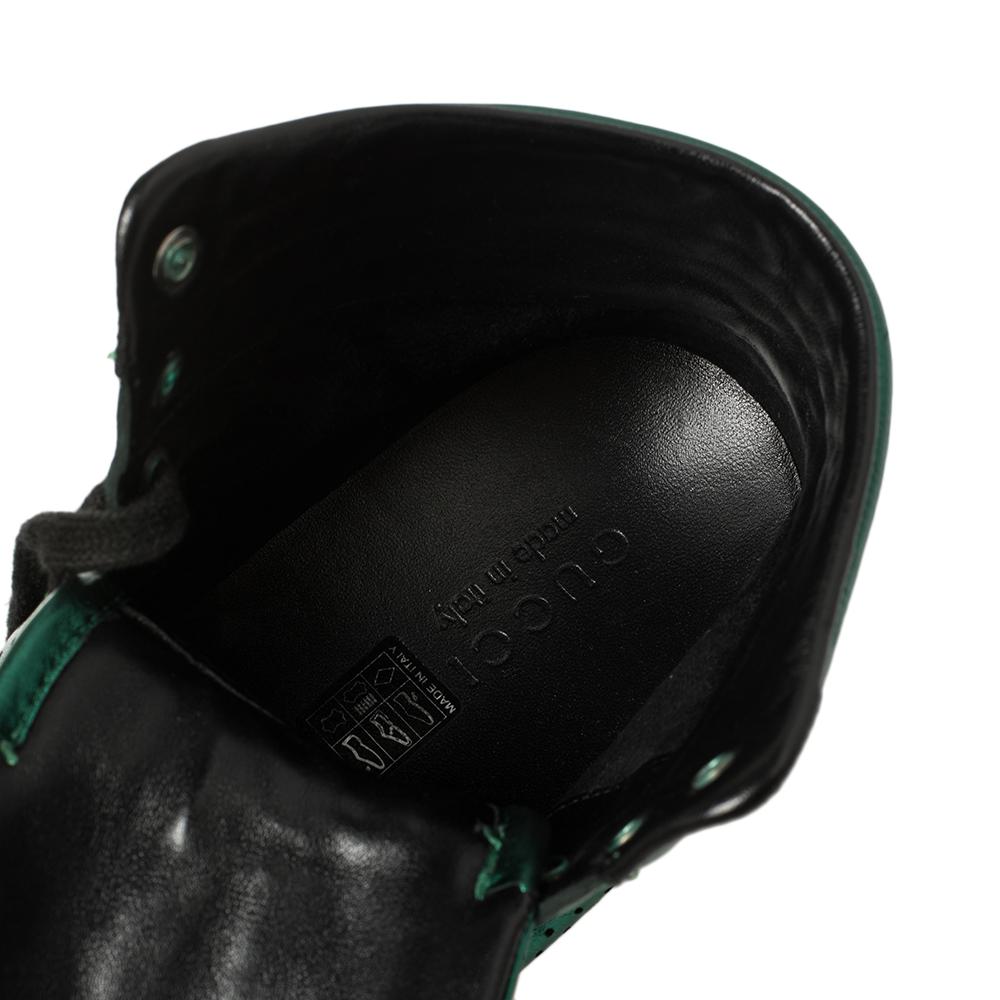 Gucci Metallic Green Perforated Leather Coda High Top Sneaker Size 42 In Good Condition In Dubai, Al Qouz 2