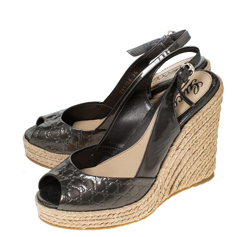 Women's Gucci Metallic Grey GG Patent Leather Slingback Wedges Platform Sandals Size 36