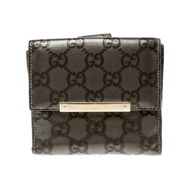 Gucci Metallic Grey Guccissima Leather Compact Wallet For Sale at 1stdibs