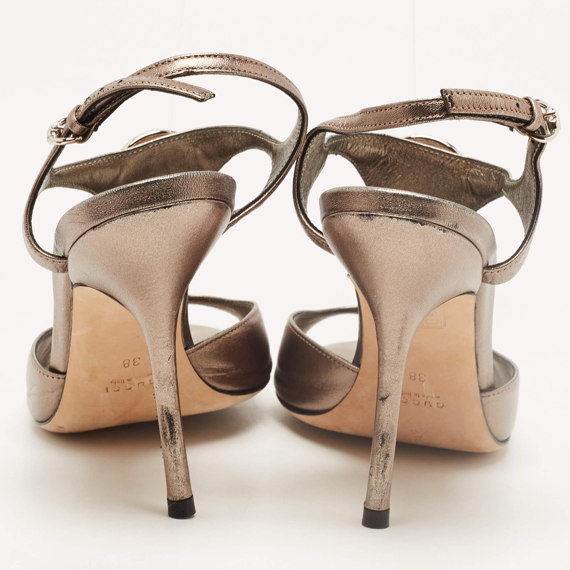 Women's Gucci Metallic Grey Leather Crystal Embellished Buckle T-Strap Sandals Size 38