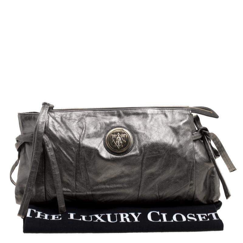 Gucci Metallic Grey Leather Large Hysteria Clutch 7