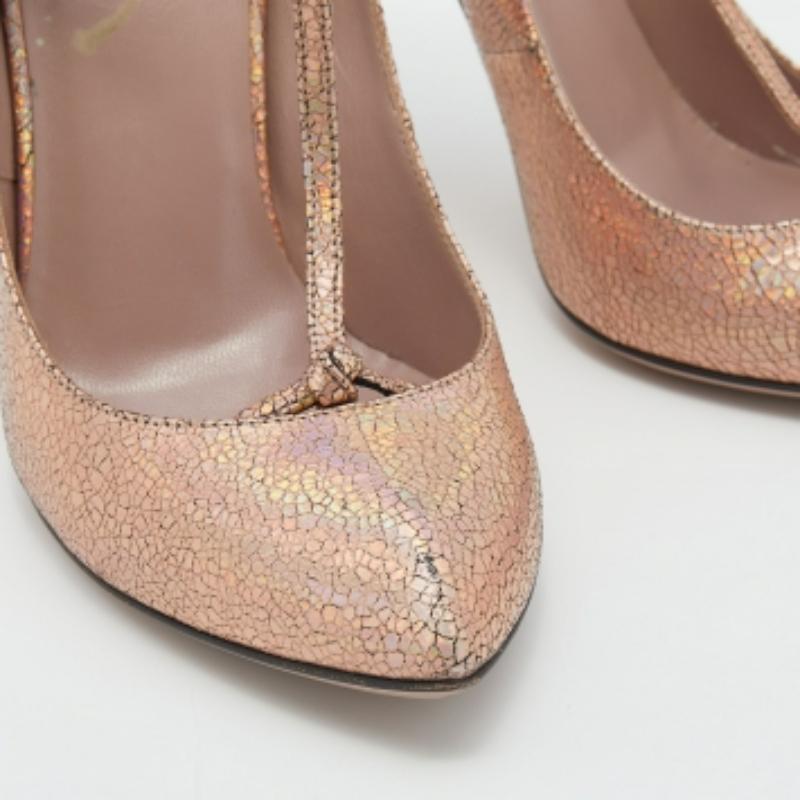 Gucci escarpins Beverly en cuir craquelé métallisé avec bride en T, taille 37 1