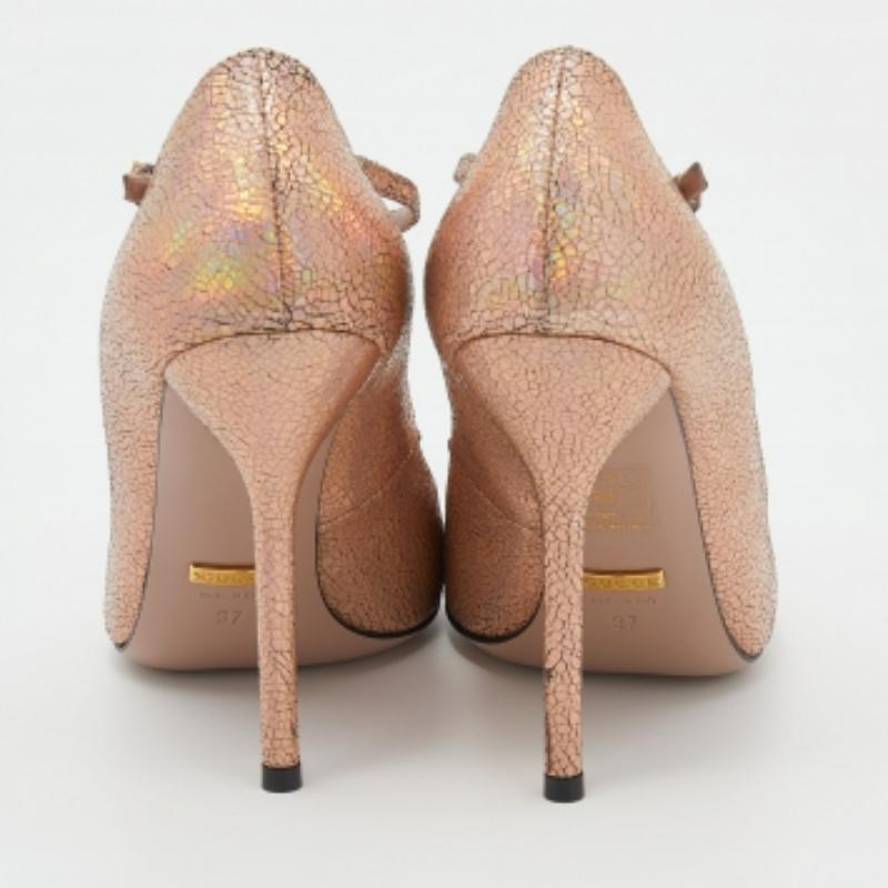 Gucci escarpins Beverly en cuir craquelé métallisé avec bride en T, taille 37 2