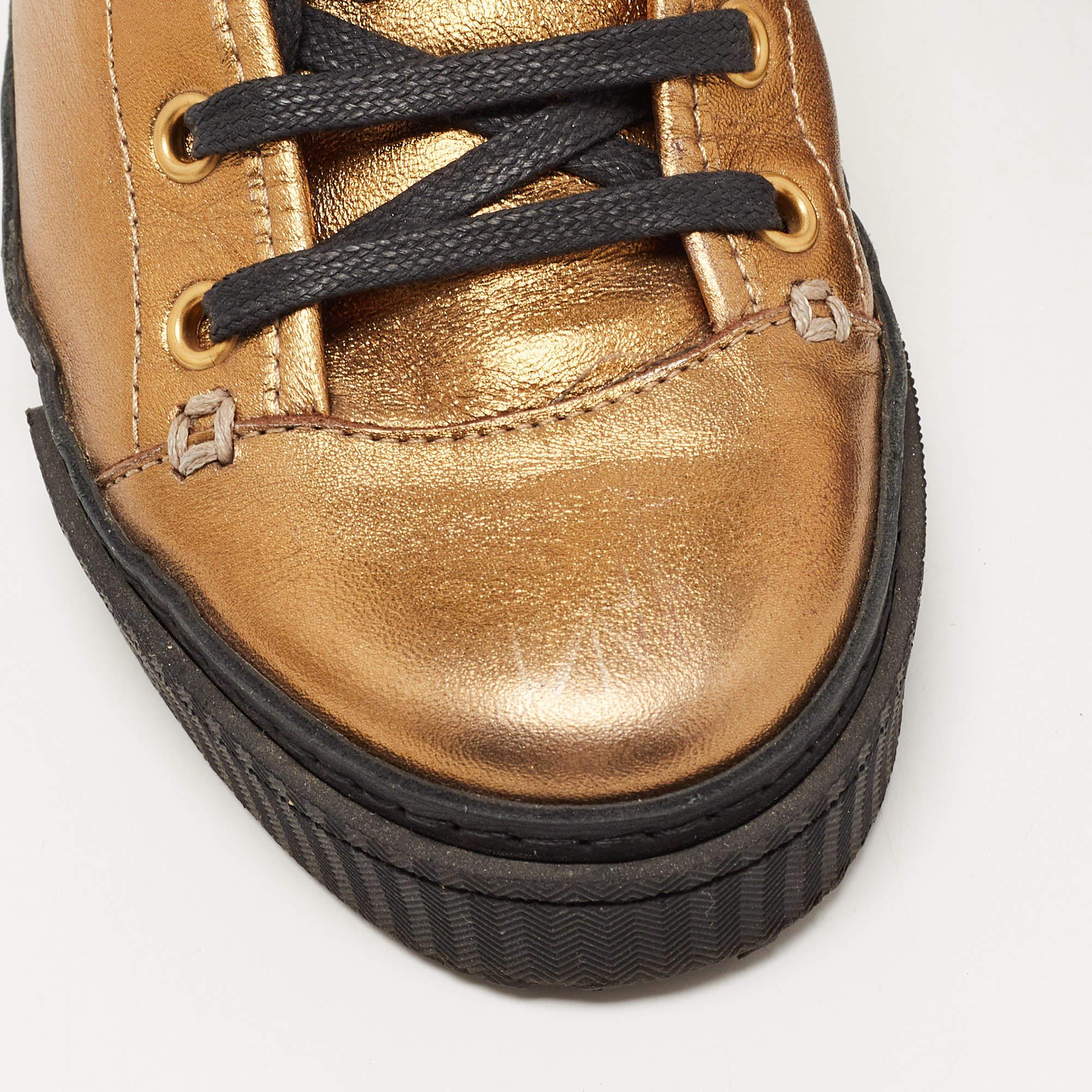Gucci Metallic Leather Babouska Studded Praga Sneakers Size 36 For Sale 2