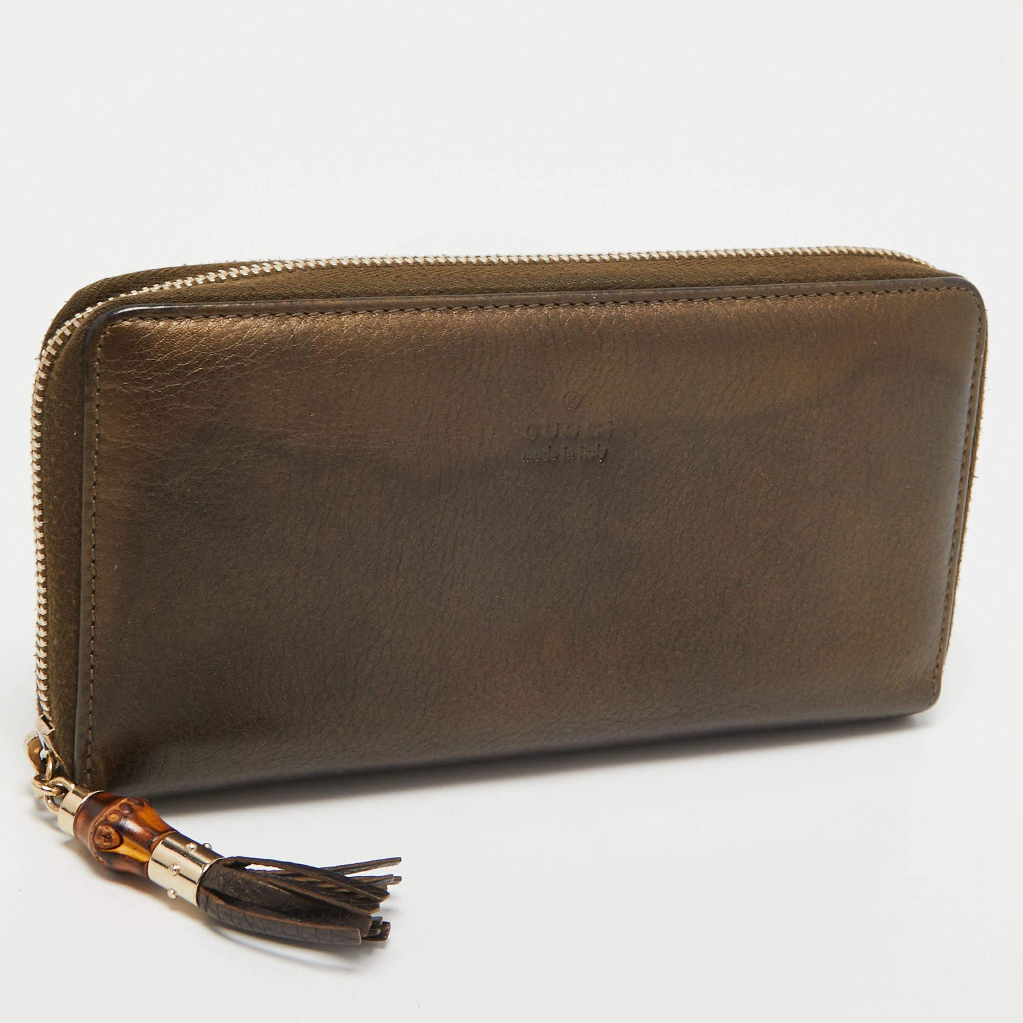 Black Gucci Metallic Leather Bamboo Tassel Zip Around Wallet For Sale