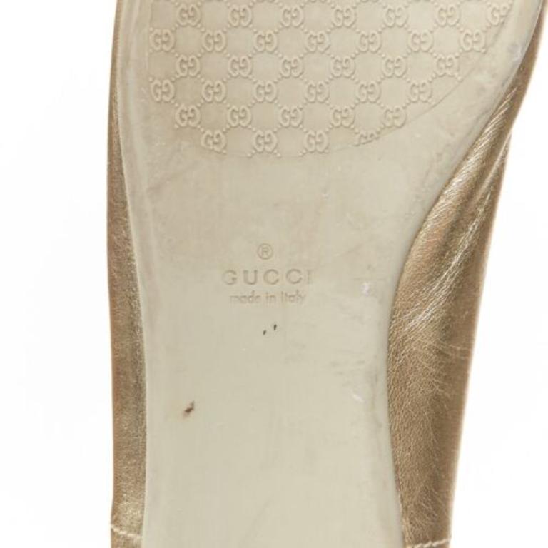 Bailarinas de punta redonda con hebilla Horsebit en oro claro metalizado GUCCI EU36 en venta 5