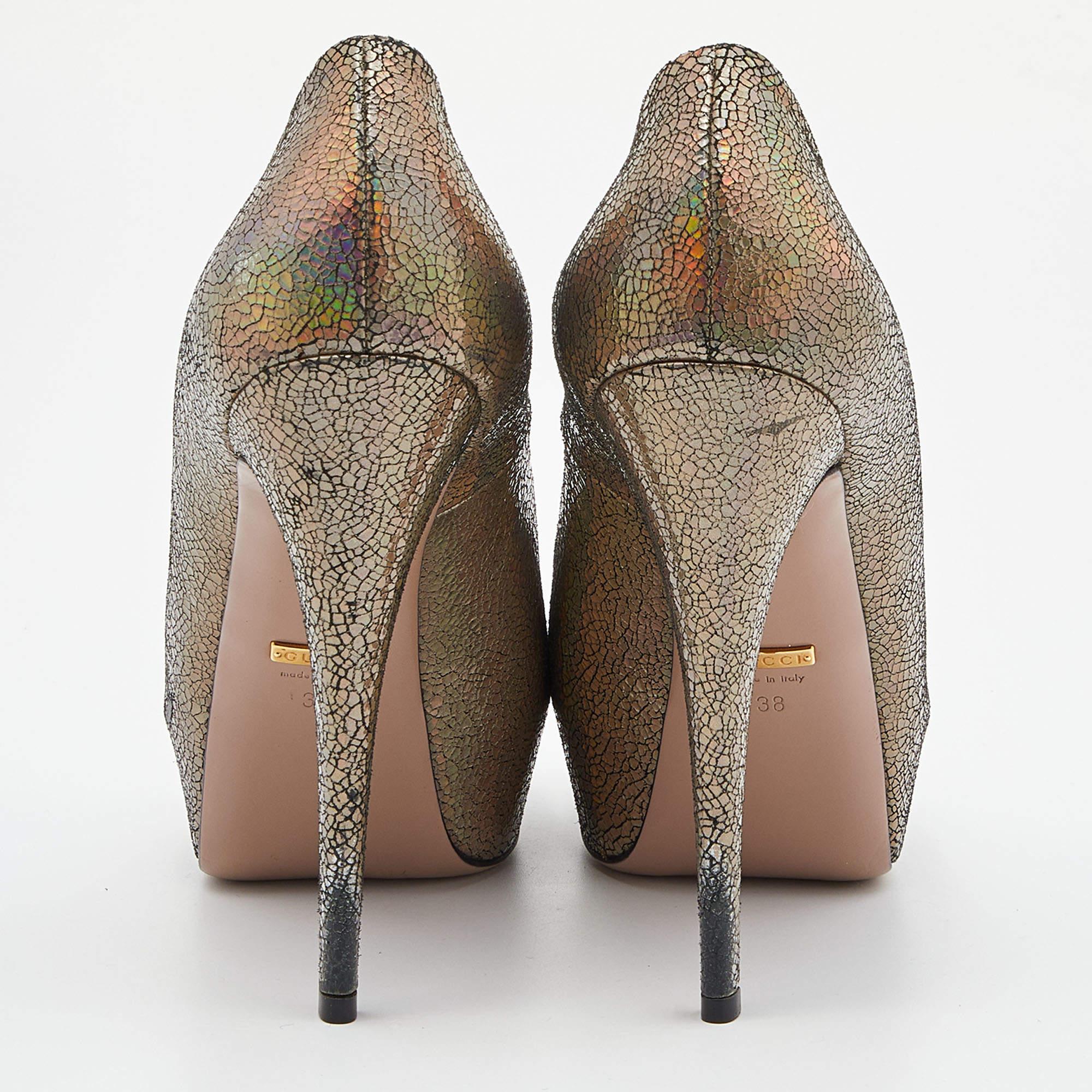 Women's Gucci Metallic Nizza Laser Leather Peep Toe Platform Pumps Size 38 For Sale