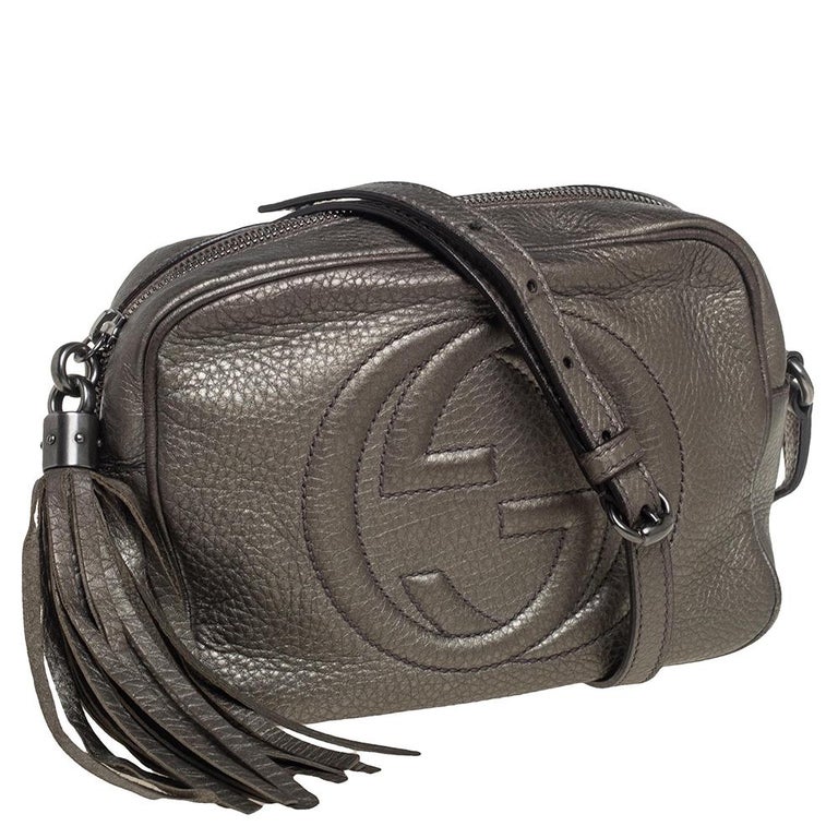Gucci Metallic Olive Green Leather Soho Disco Crossbody Bag For Sale at  1stDibs