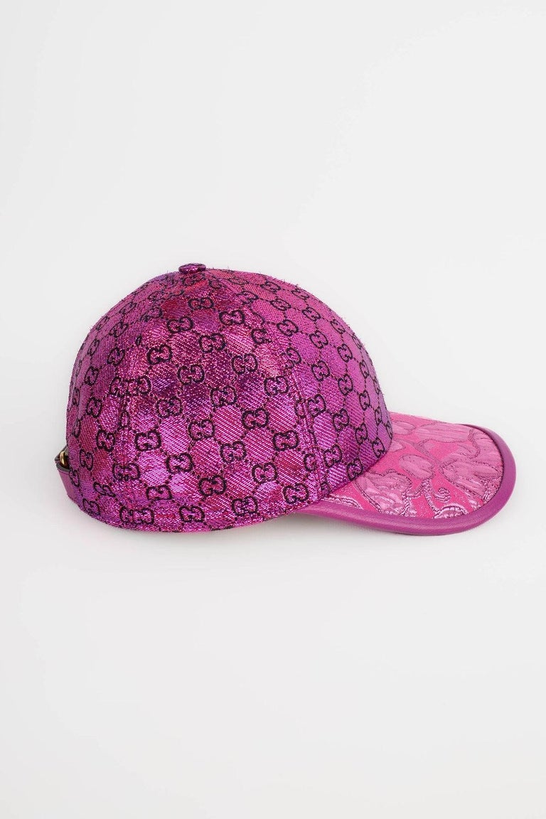 Gucci Metallic Pink Cap M For Sale at 1stDibs display picture 1