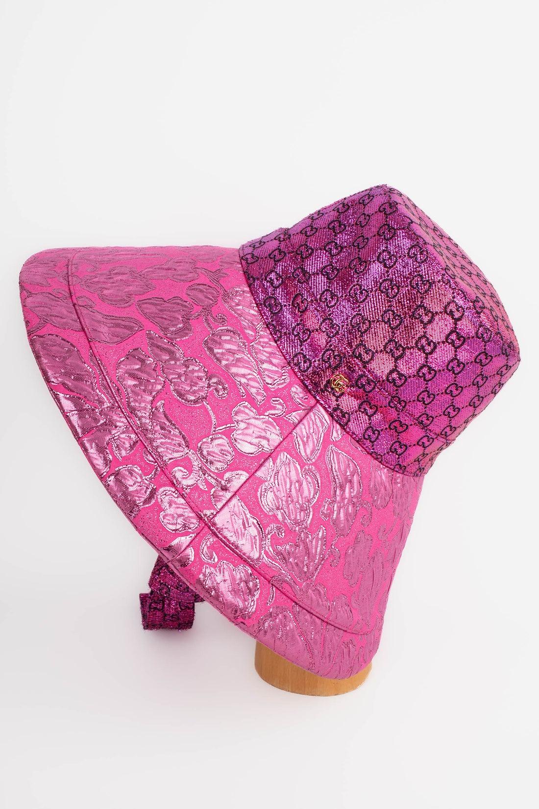 Gucci Metallic Pink Hat In Excellent Condition In SAINT-OUEN-SUR-SEINE, FR