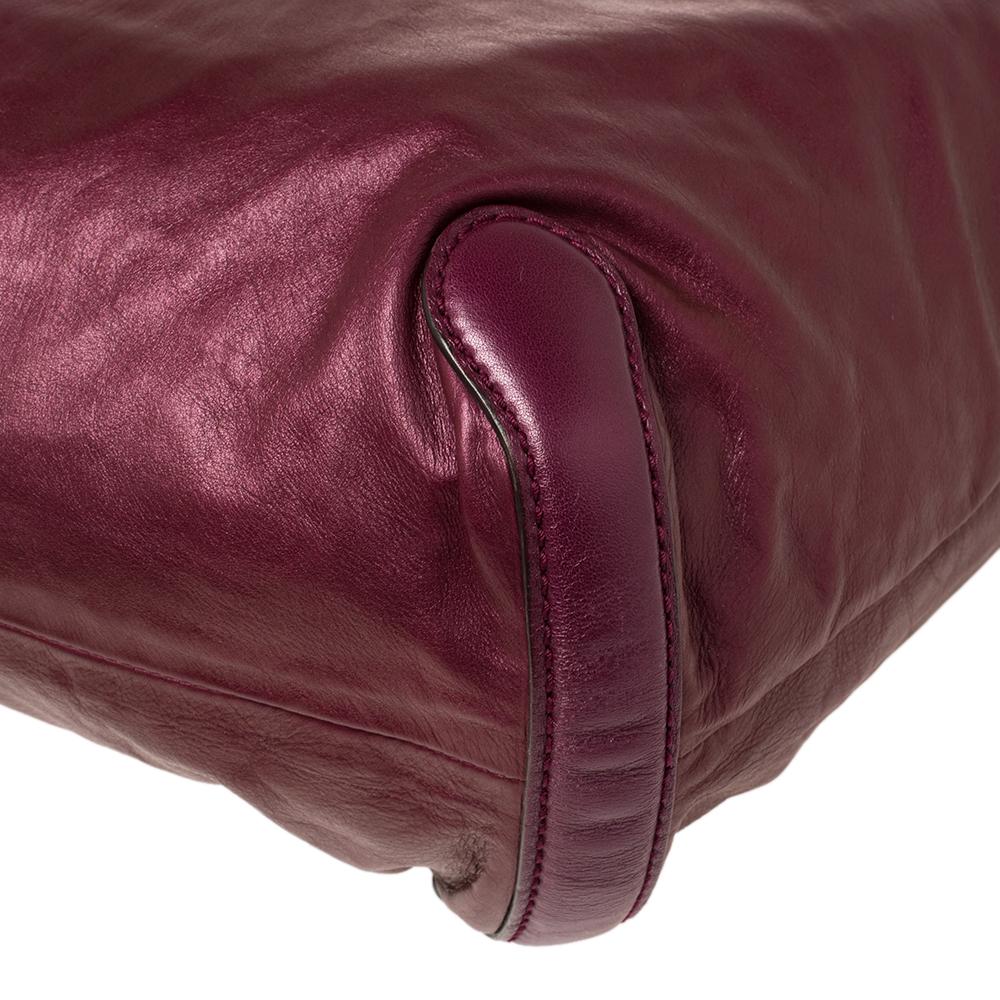 Gucci Metallic Purple Leather Galaxy Slouchy Hobo For Sale 2