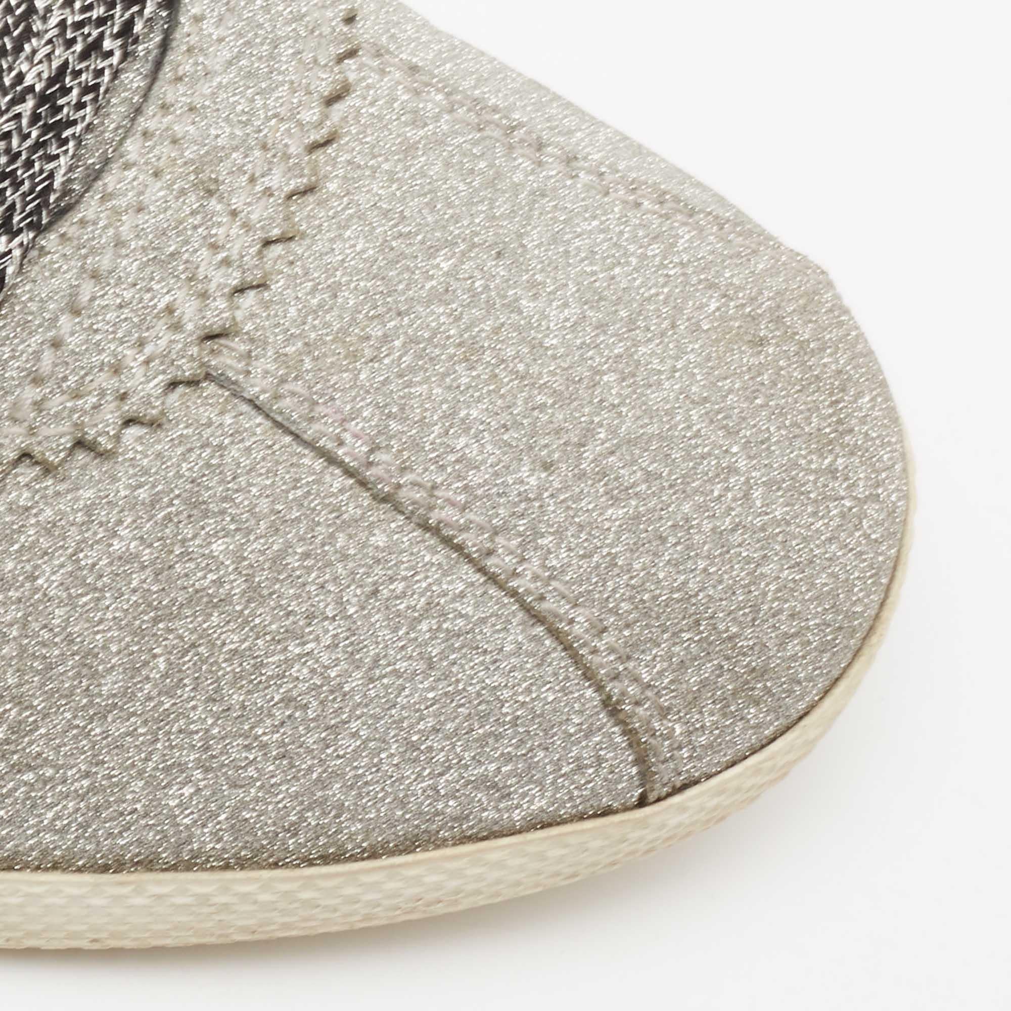 Women's Gucci Metallic Silver Glitter Web Bambi Sneakers Size 37.5