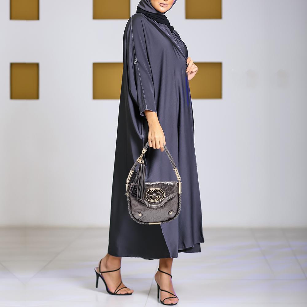 Gucci Metallic Silver Guccissima Leather Small Britt Shoulder Bag In Good Condition In Dubai, Al Qouz 2