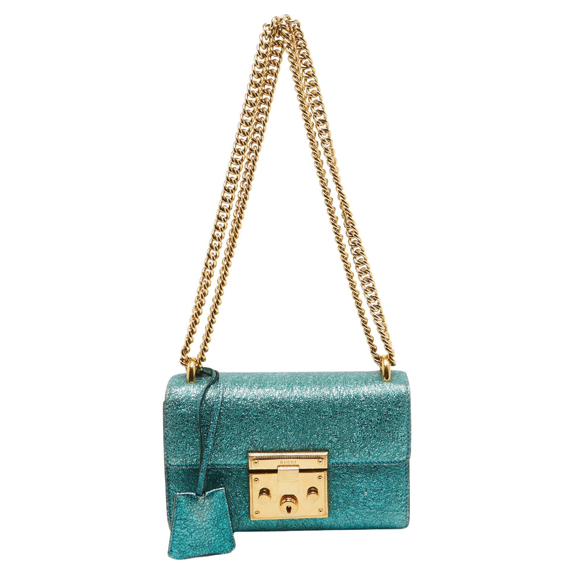 Petit sac à bandoulière Gucci en cuir froissé bleu sarcelle métallisé en vente
