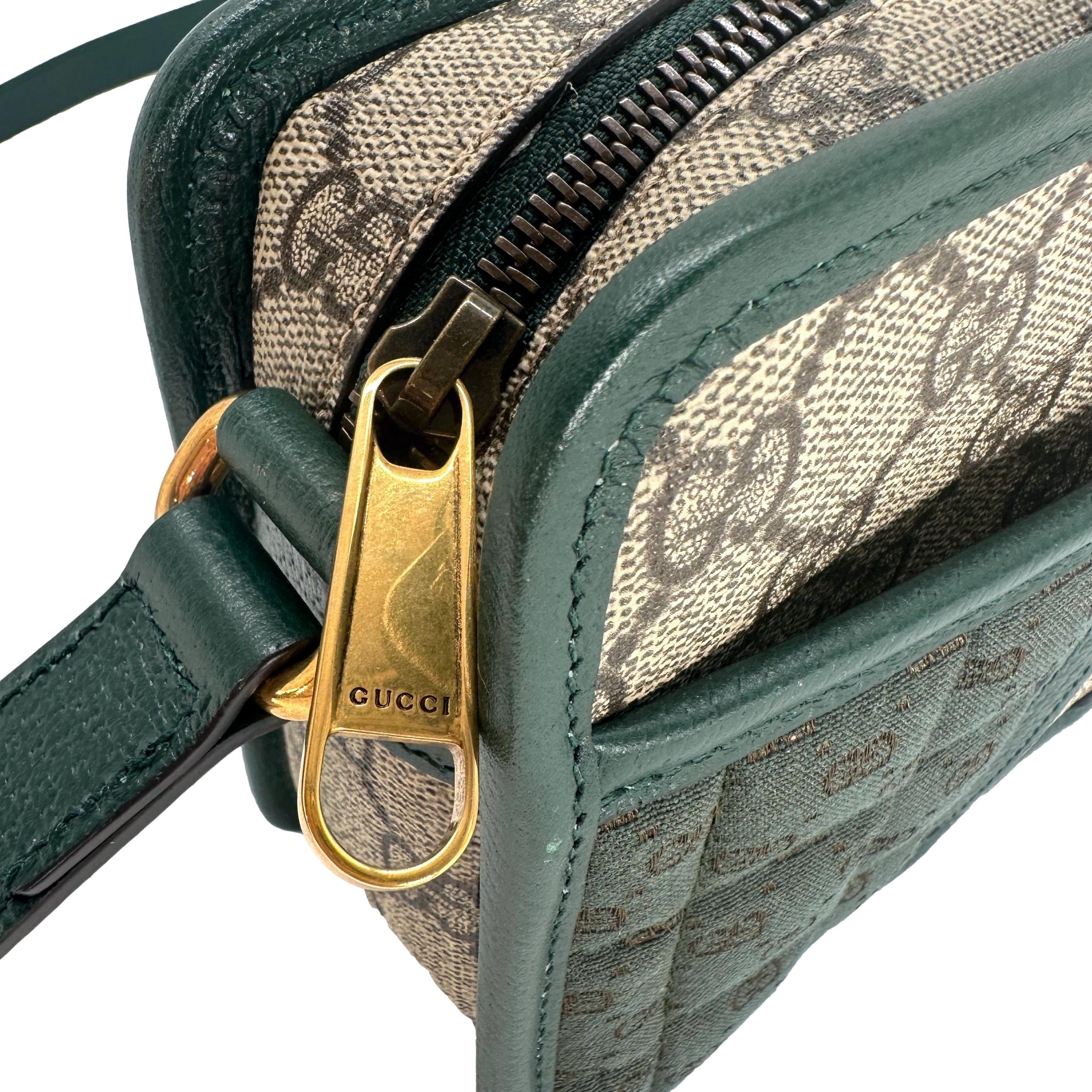 Gucci Microguccisima GG Canvas Pattern Unisex Crossbody Shoulder Bag, 2023. For Sale 2