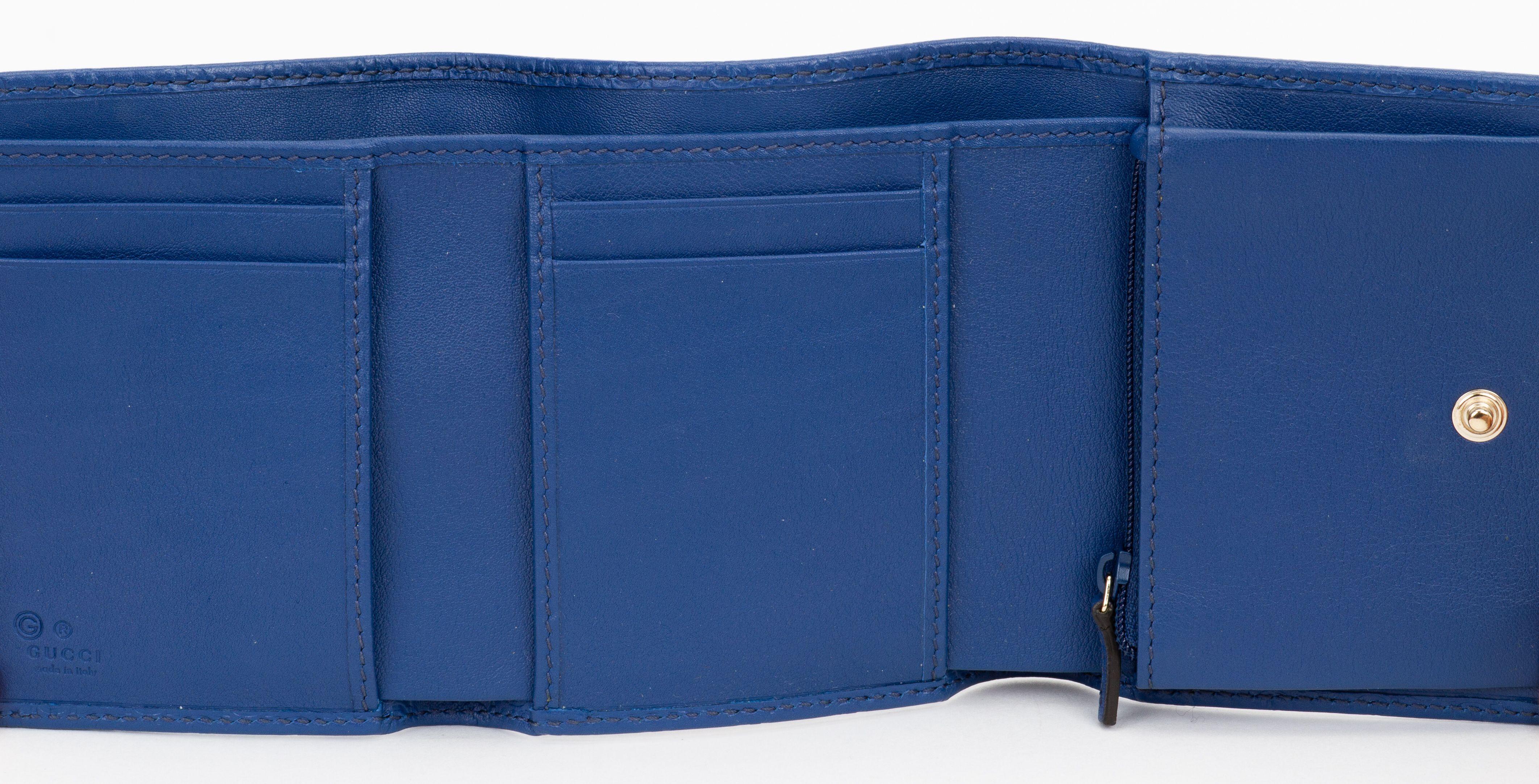 Portafoglio Gucci Microguccissima Flap Blu in vendita 2