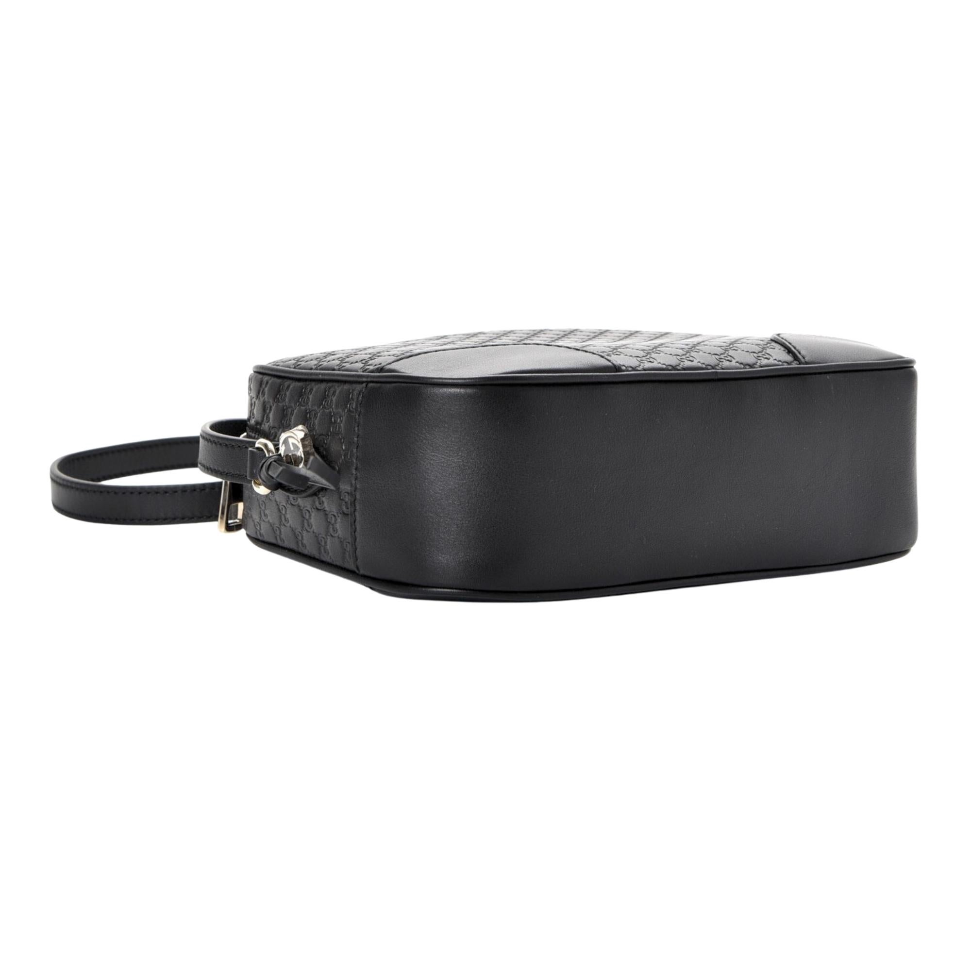 Noir Gucci - Mini sac de messager Bree en cuir microguccissima noir en vente