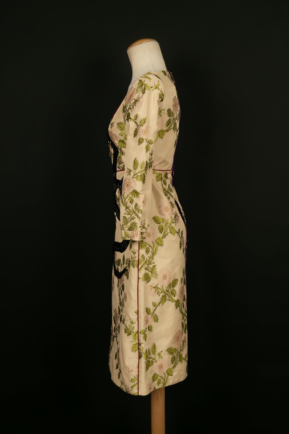 Gucci Mid-Length Dress Pre-Fall with Floral Patterns, 2016 In Excellent Condition For Sale In SAINT-OUEN-SUR-SEINE, FR