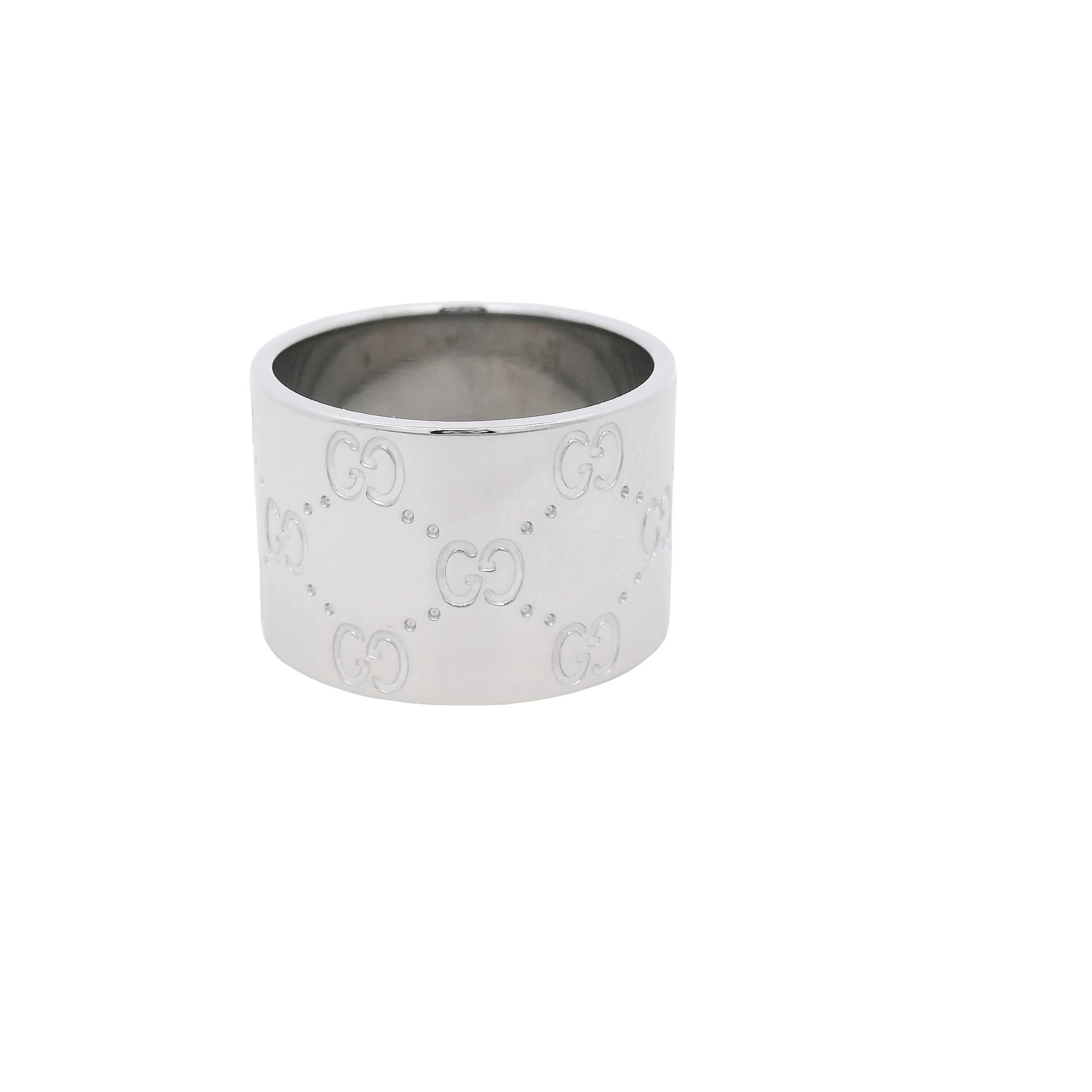 Gucci Milan Monogram Icon 18k White Gold Eternity Ring in vendita 6