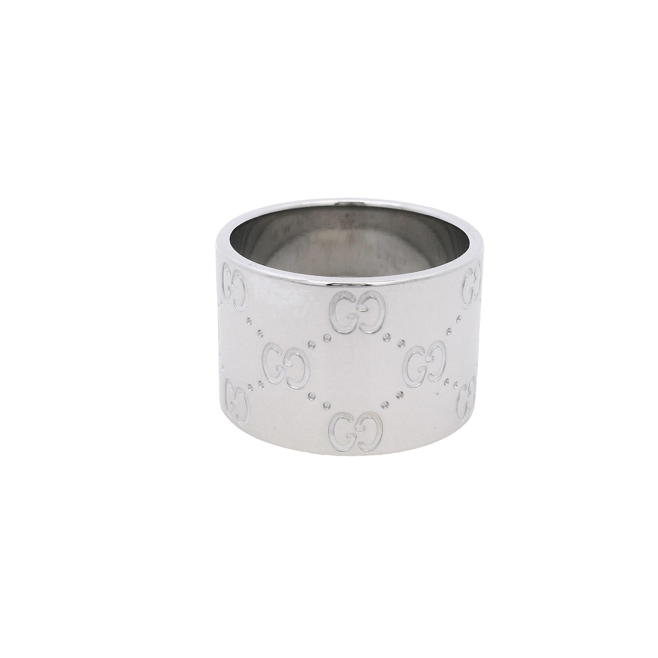 Gucci Milan Monogram Icon 18k White Gold Eternity Ring in vendita 9
