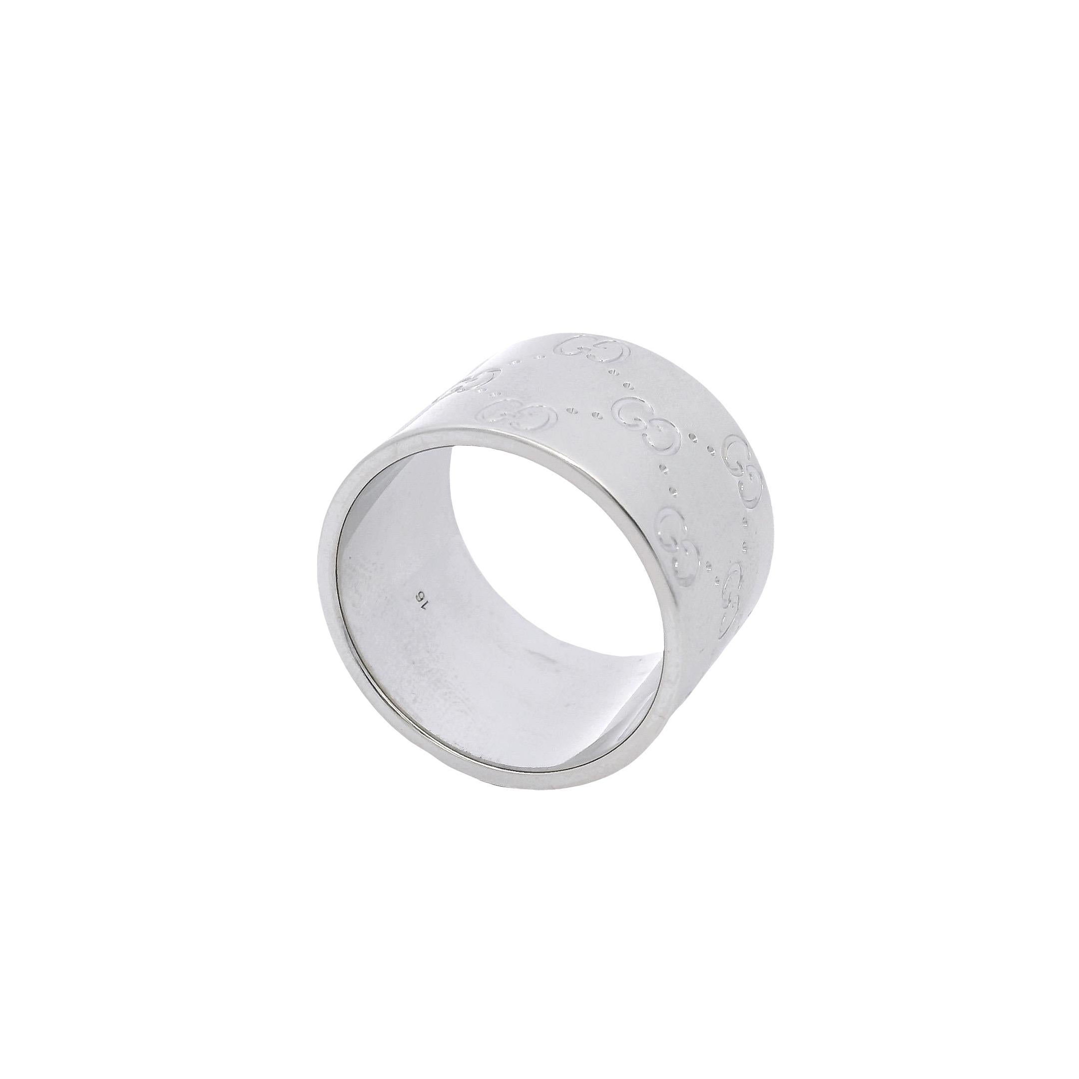Gucci Milan Monogram Icon 18k White Gold Eternity Ring in vendita 12