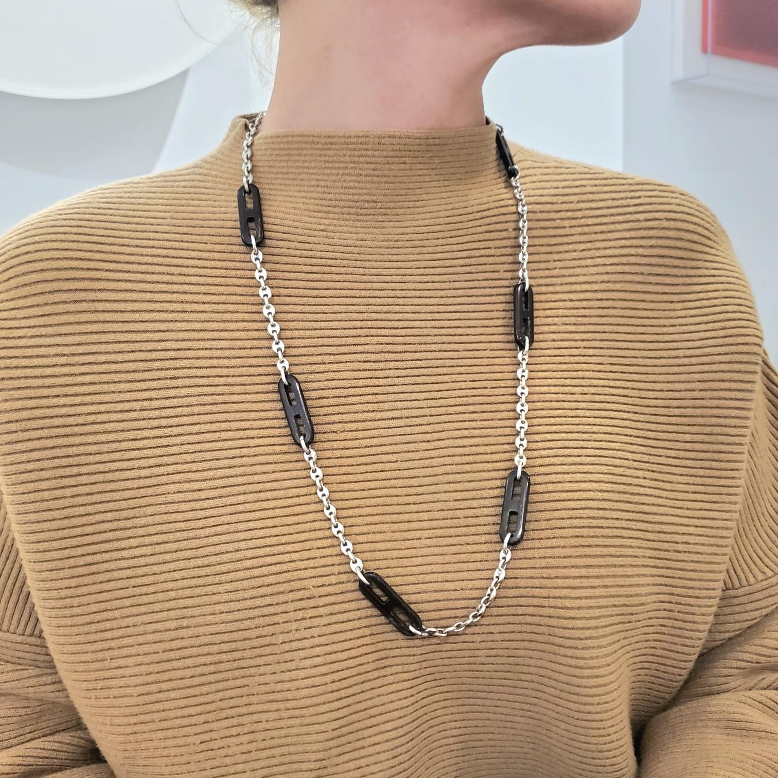 Modernist Gucci Milan Vintage Mariner Chain Sautoir in .925 Sterling with Ebony Wood