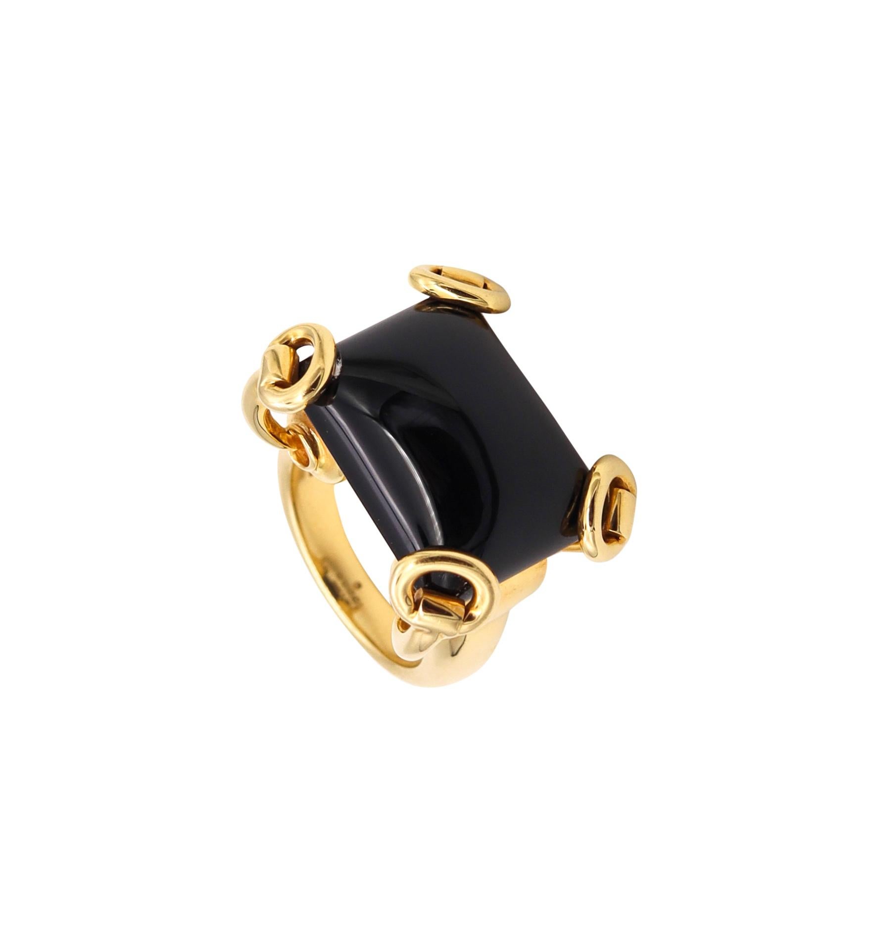 Gucci Milano Horsebit Cocktail Ring in 18Kt Yellow Gold with 26 Cts Black Onyx 2