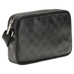Gucci Mini Essence Shoulder Bag — Black