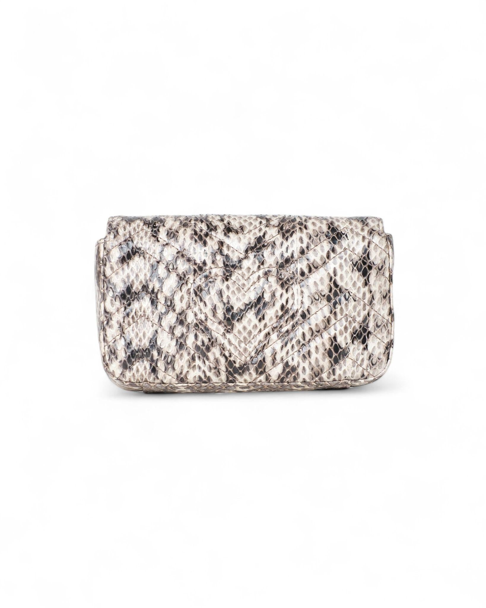 Gucci Mini Marmont 16 GG Pitone Bianca in vendita 8