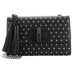 Gucci Miss Bamboo Umhängetasche aus Leder mit Nieten Medium