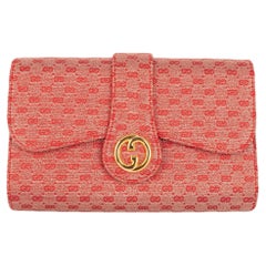 Gucci monogram bag