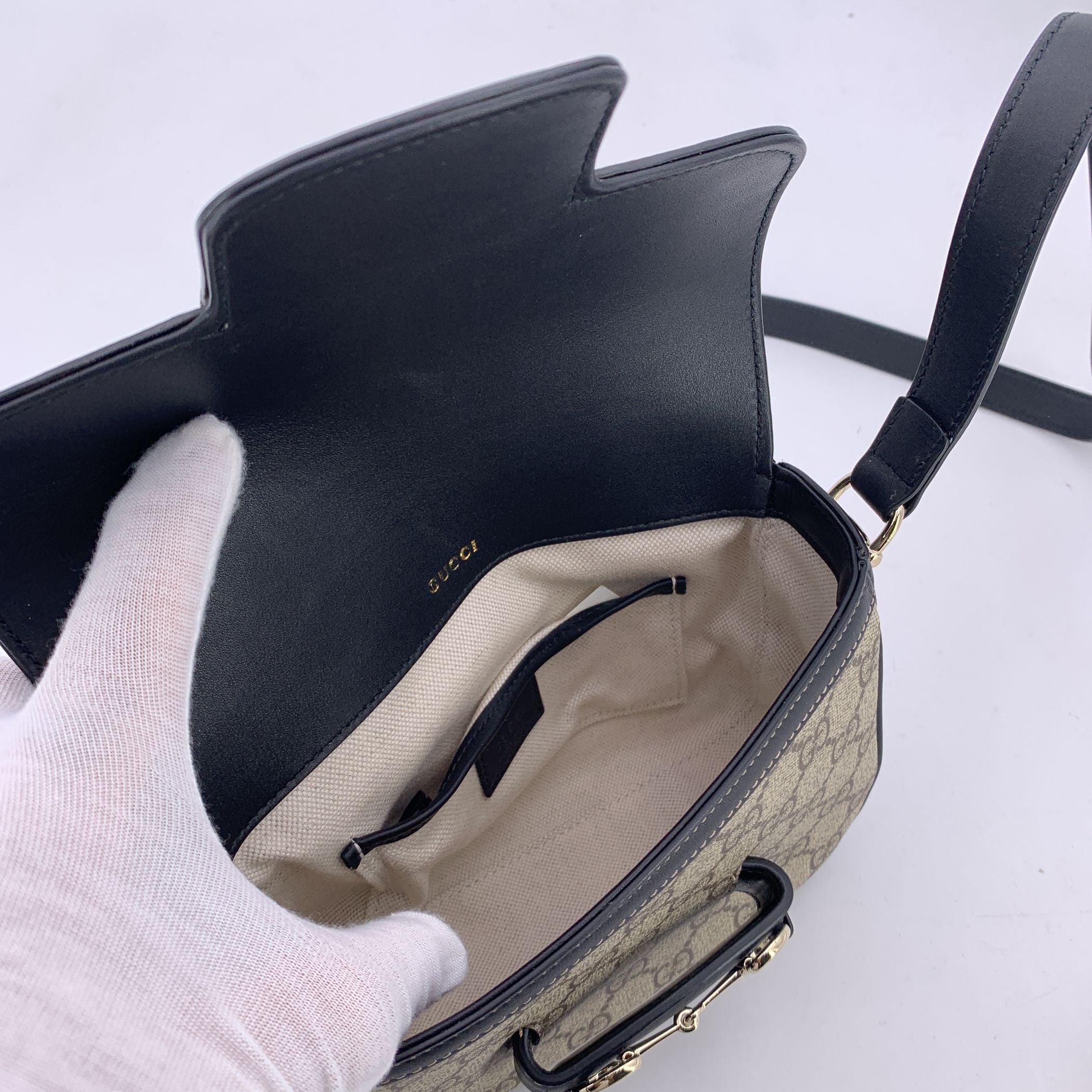 Gucci Monogram Black Small Horsebit 1955 Soft Shoulder Bag Damen im Angebot