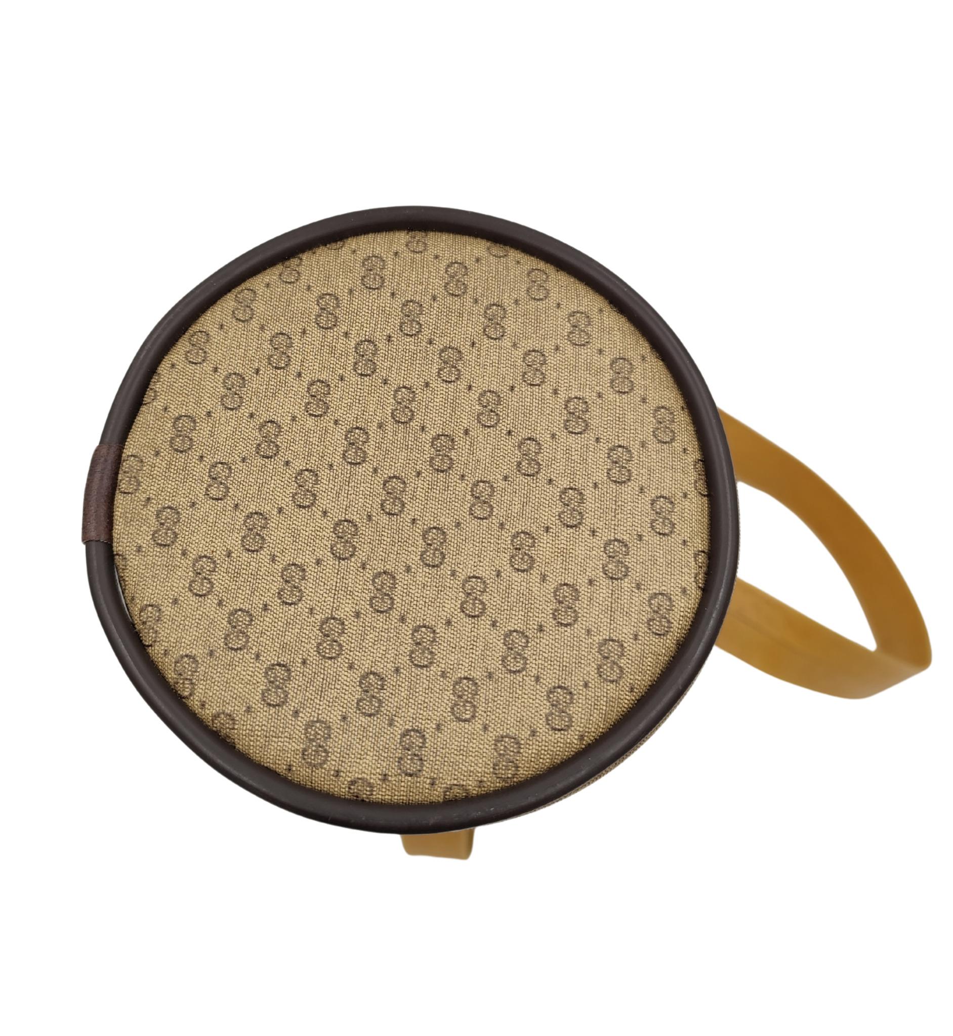 da uomo o donna Borsa portabottiglie con Monogram di Gucci in vendita