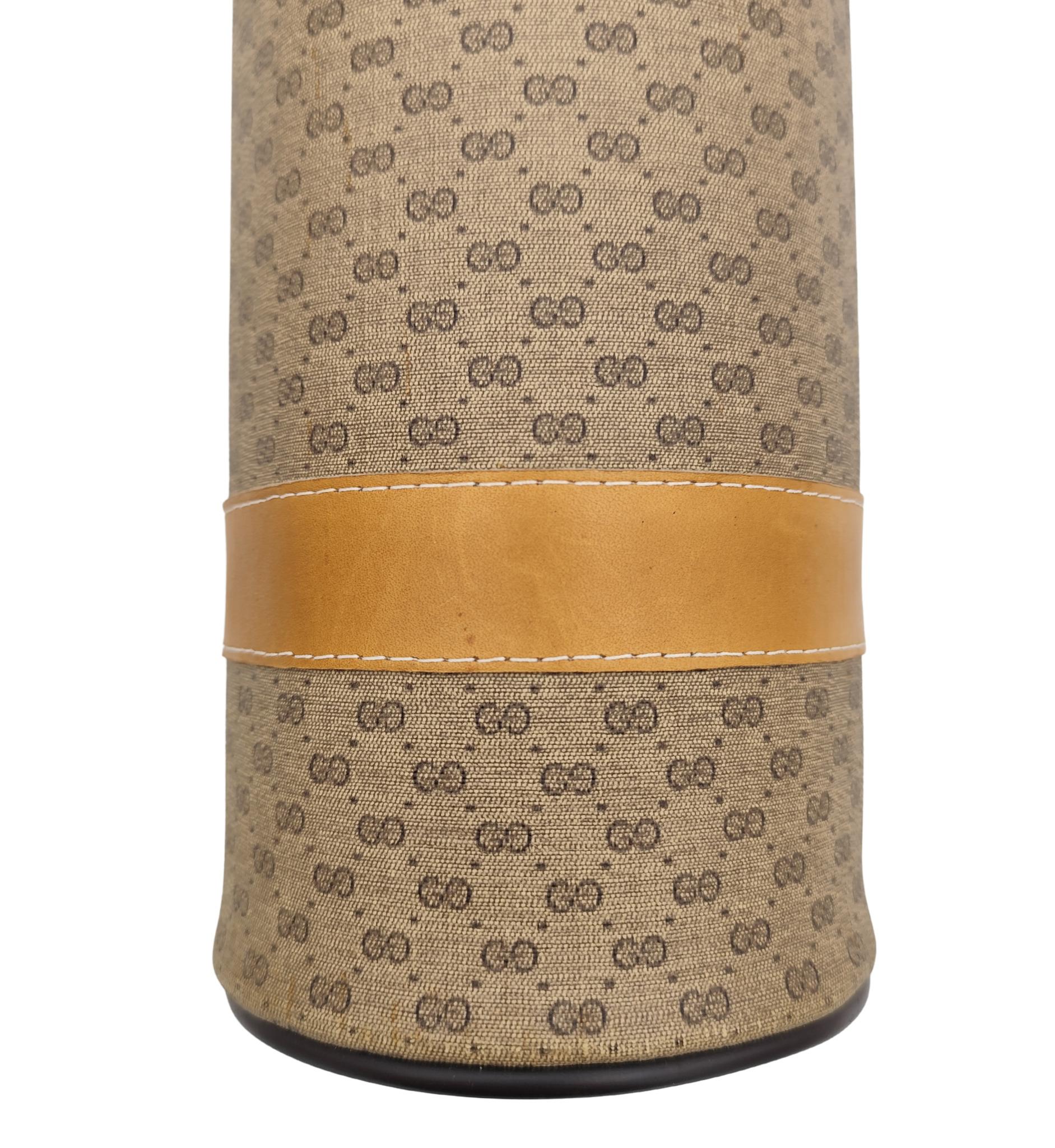 Borsa portabottiglie con Monogram di Gucci in vendita 3