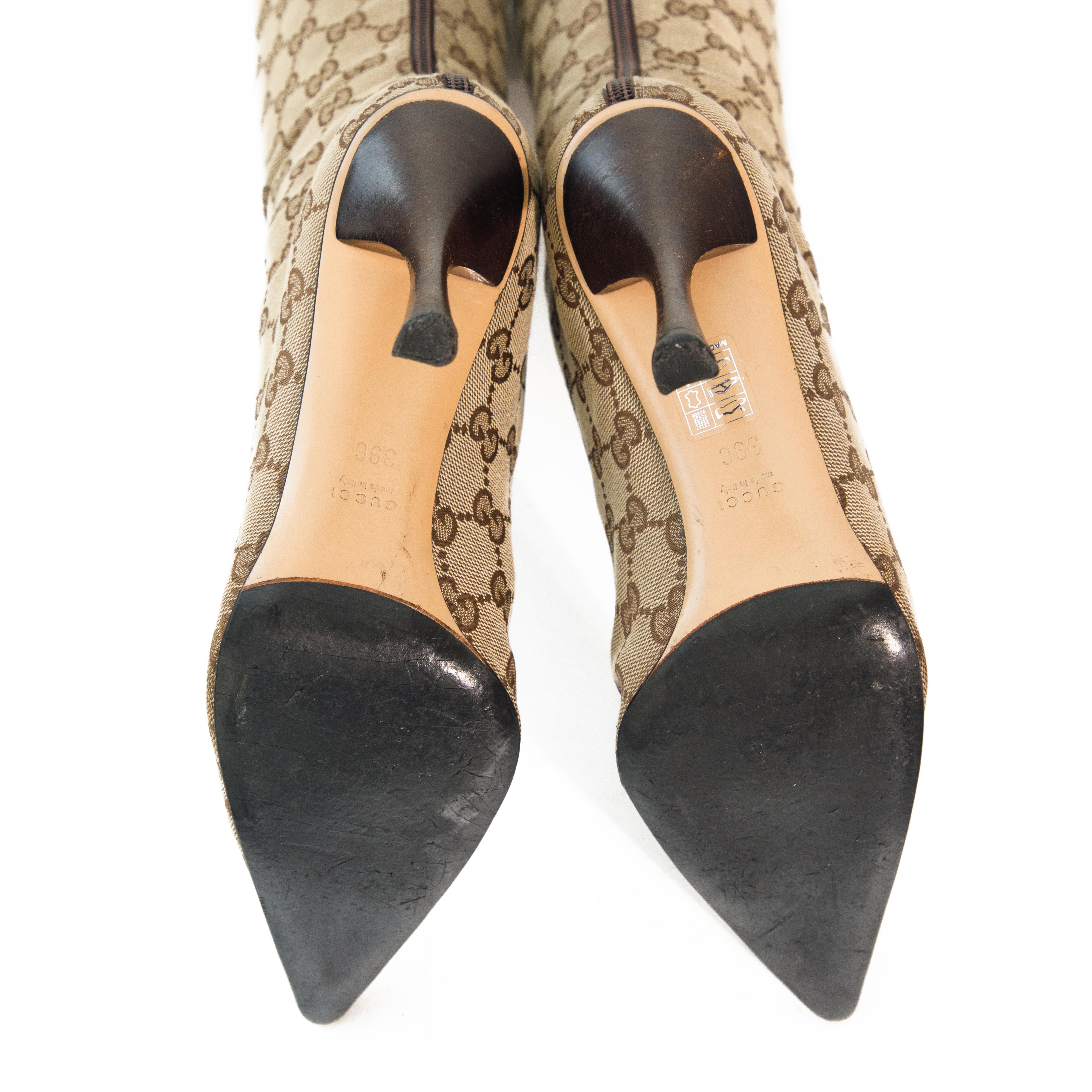 Gucci Monogram Canvas Pointed Knee High Boot size 39 For Sale 3