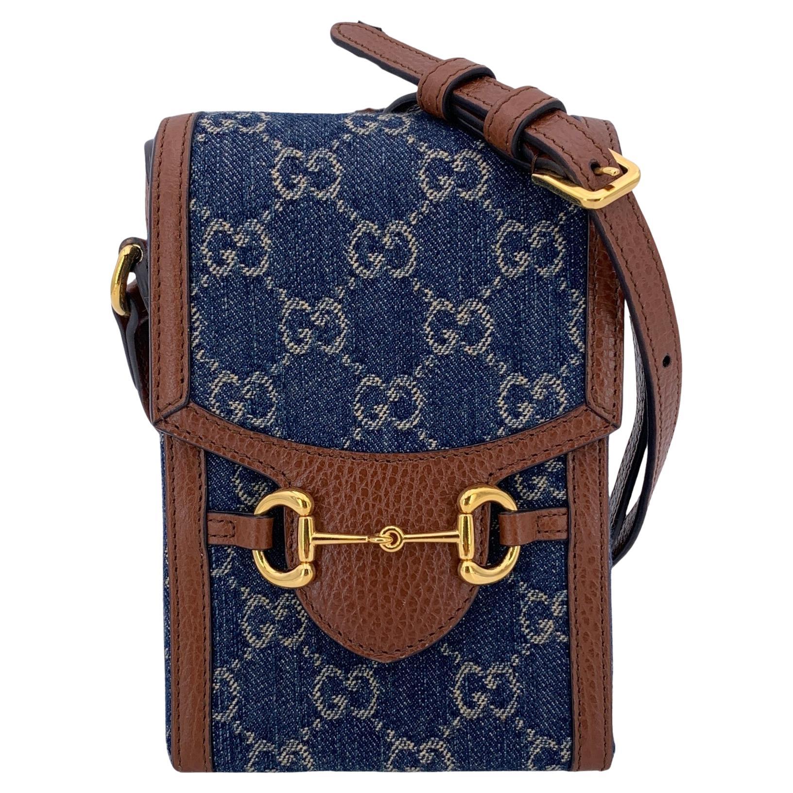 Mini Crossbody Gucci Monogram in denim e pelle con morsetto 1955 in vendita