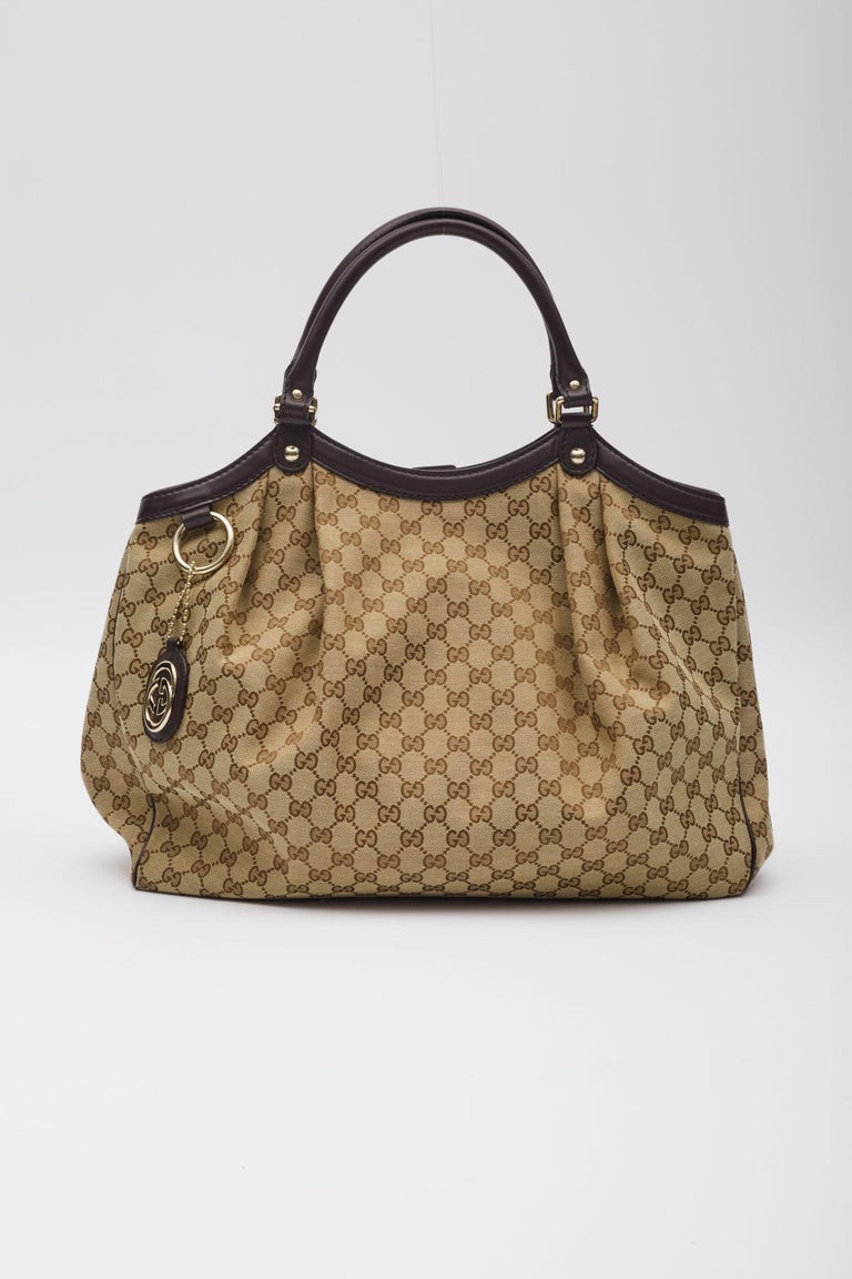 Gucci Sac hobo « Sukey » en ébène avec monogramme Large sur