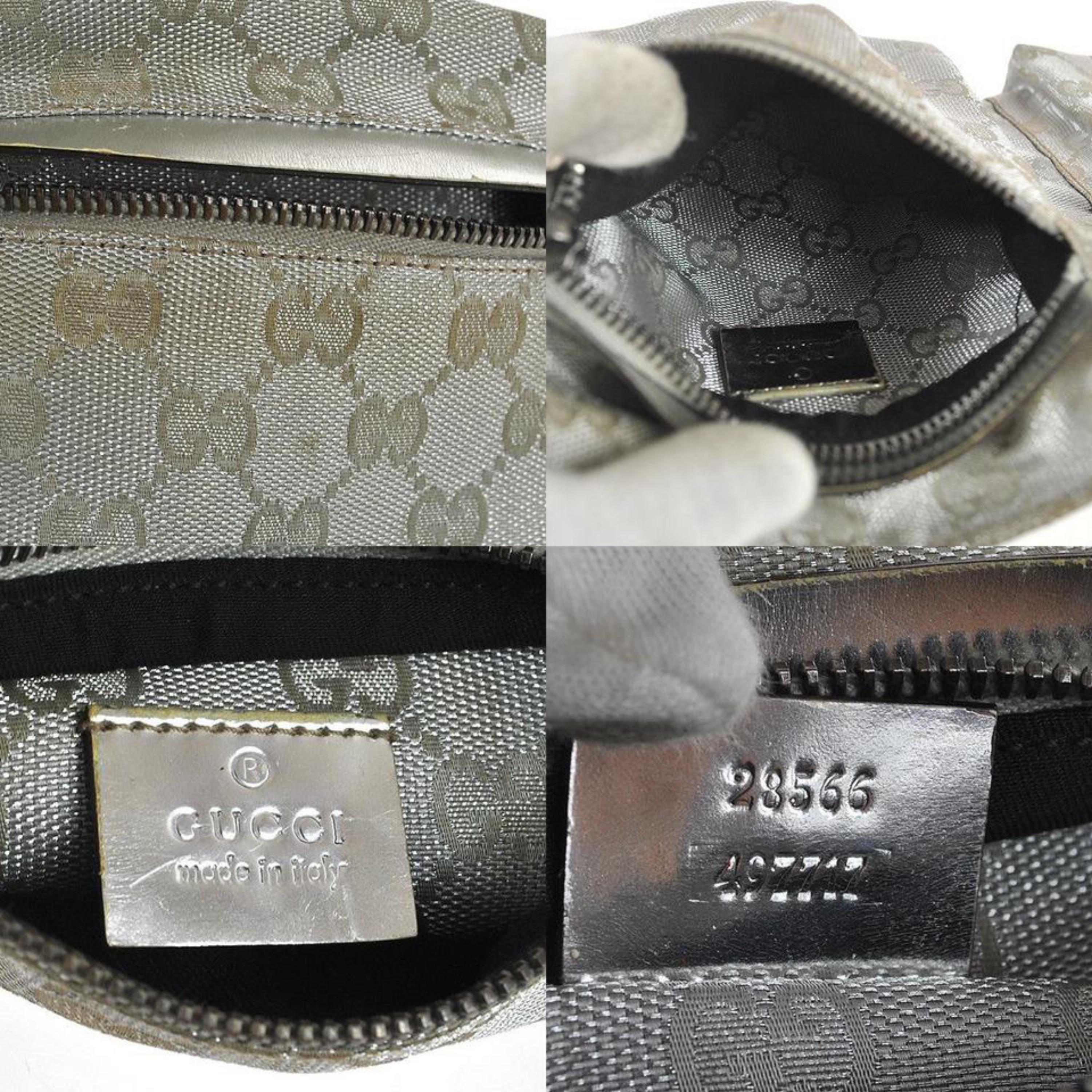 Gucci Monogram Fanny Pack Waist Pouch 868030 Silver Canvas Cross Body Bag In Good Condition For Sale In Forest Hills, NY