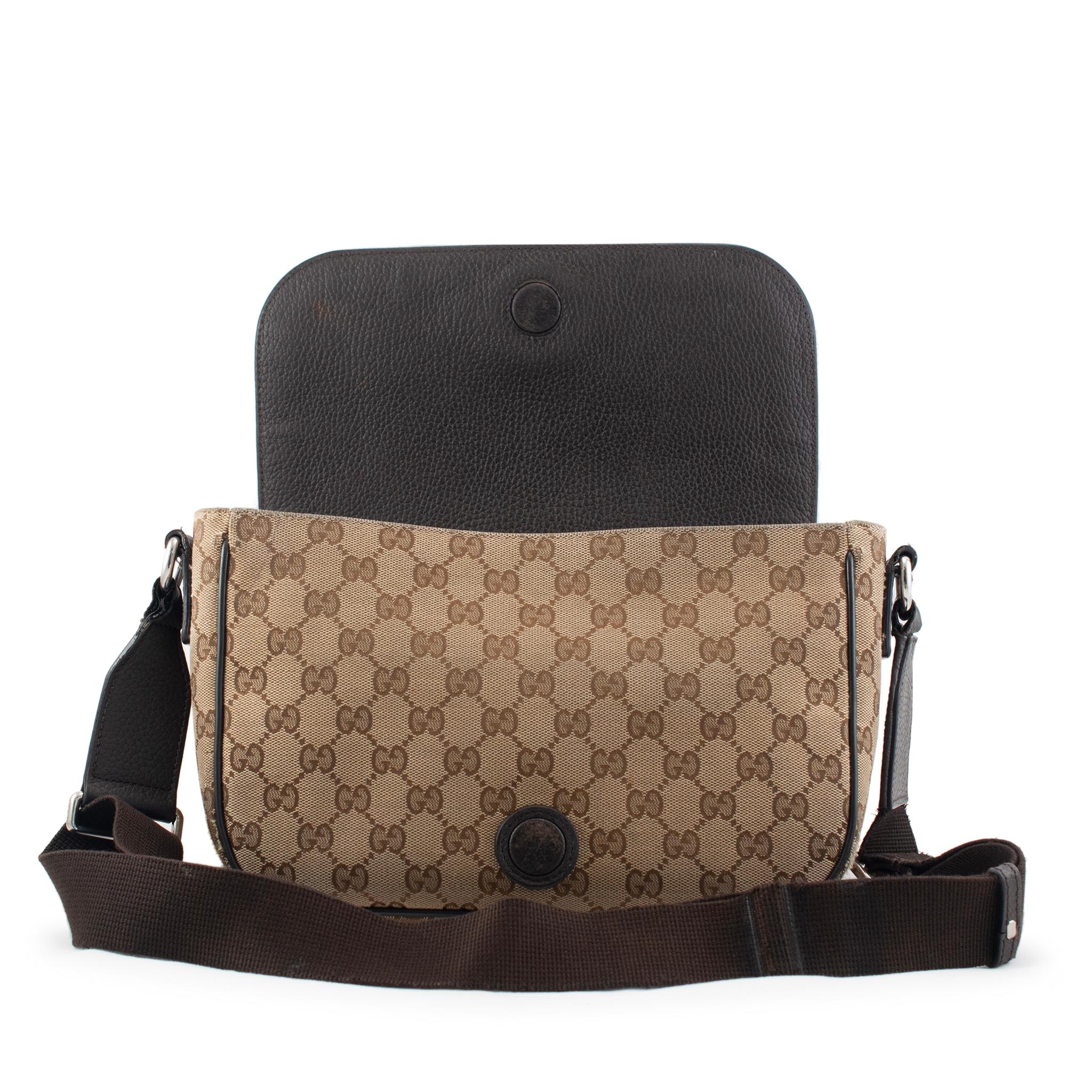 Women's or Men's Gucci Monogram GG Canvas 807401990 Brown & Beige Flap Cross Body Messenger Bag For Sale