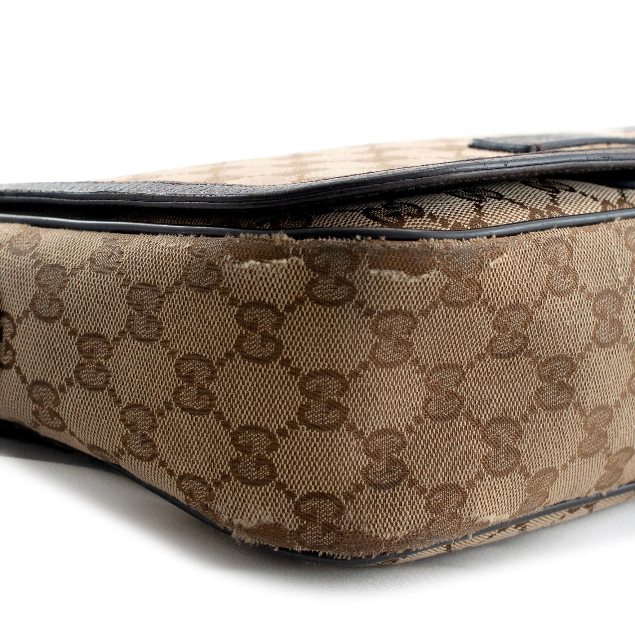 Gucci Monogram GG Canvas 807401990 Brown & Beige Flap Cross Body Messenger Bag For Sale 4