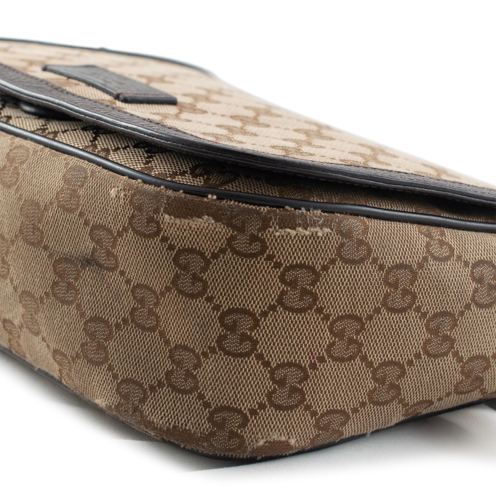 Gucci Monogram GG Canvas 807401990 Brown & Beige Flap Cross Body Messenger Bag For Sale 5