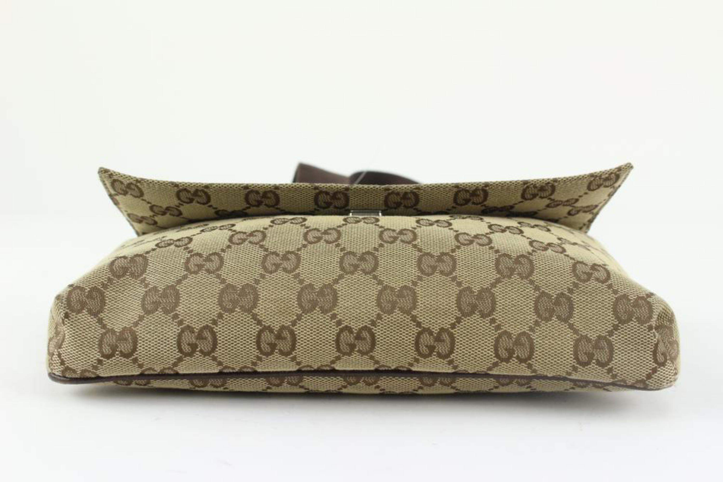 Gucci Monogram GG Flap Belt Bag Fanny Pack Waist Pouch 1215g46 In Good Condition In Dix hills, NY